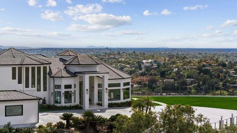 9355 Lavell Street La Mesa CA 91941