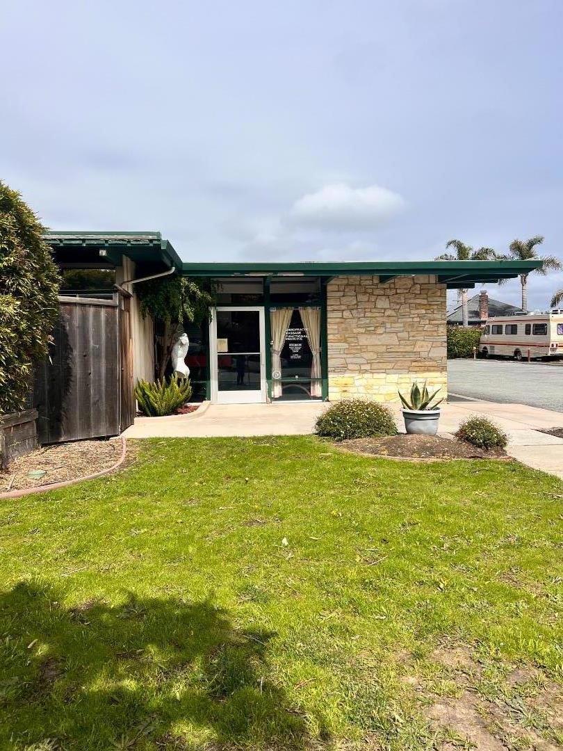Amazing opportunity in Capitola's Opportunity zone. This small commercial space with several treatment rooms currently used for Chiropractic services and sits on Capitola's main thorough fare . The opportunity involves developing the medical space and vacant lot included in this sale to develop potentially 40+ units in a mixed use project. Some design work has been completed. Call Sean to discuss possibilities.