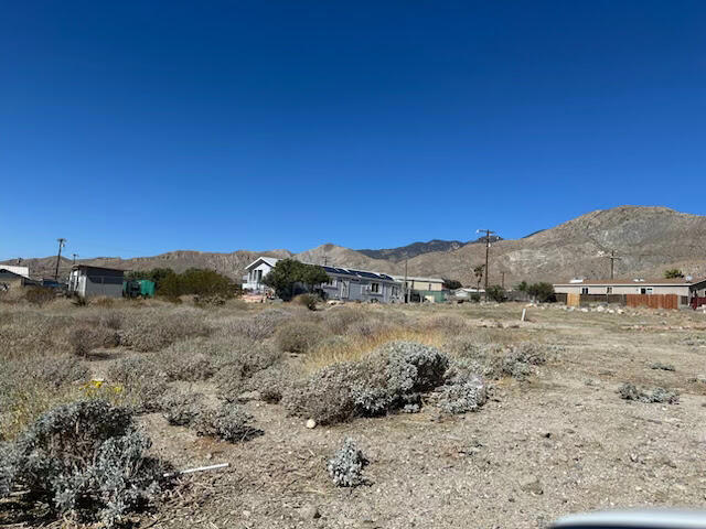 Great opportunity to own a flat vacant lot, R-R zoning. 10,454 Sq.Ft.see site plan and map in documentsPLEASE SEE VIDEO FOR FLEETWOOD OFFERINGS AND SPECIAL PRICING FOR A NEW MANUFACTURED HOME