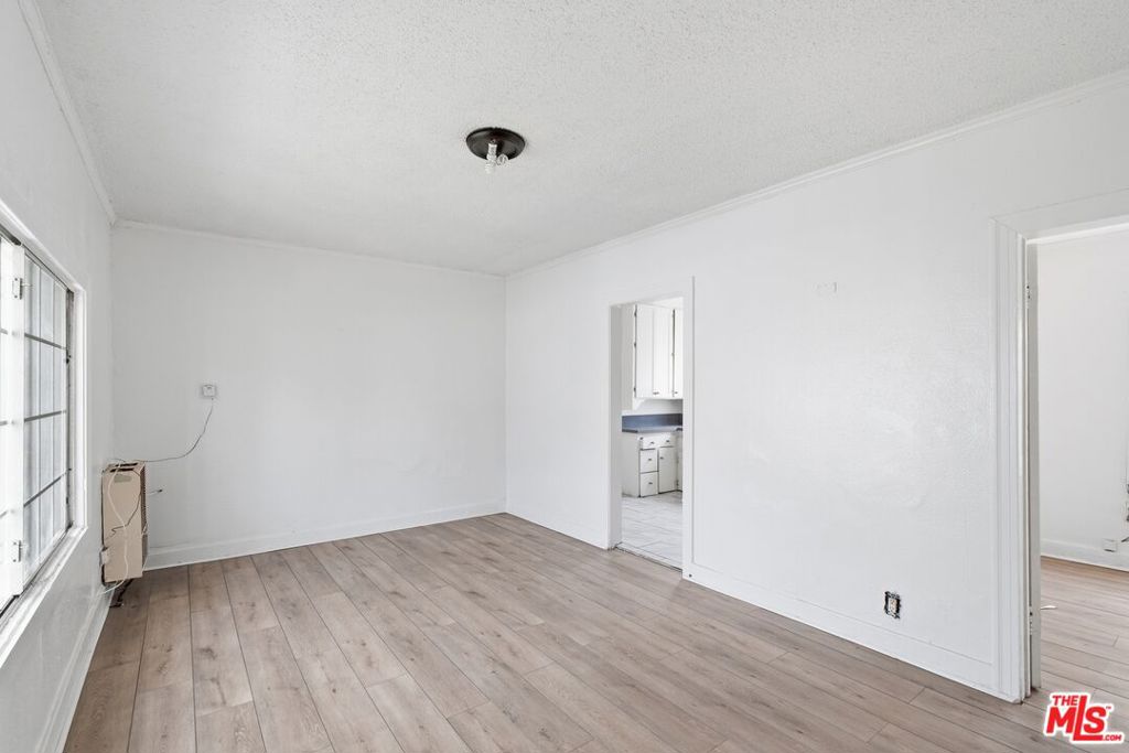 1570 E 110th Street