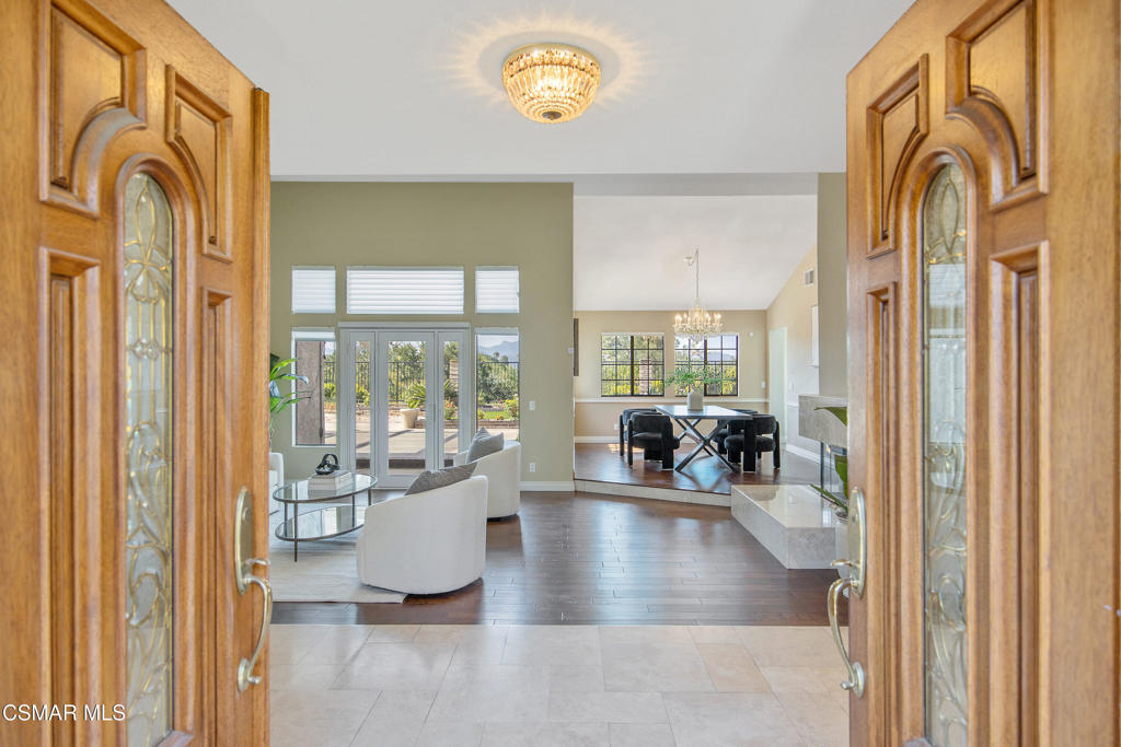 1660 Shadow Oaks Place