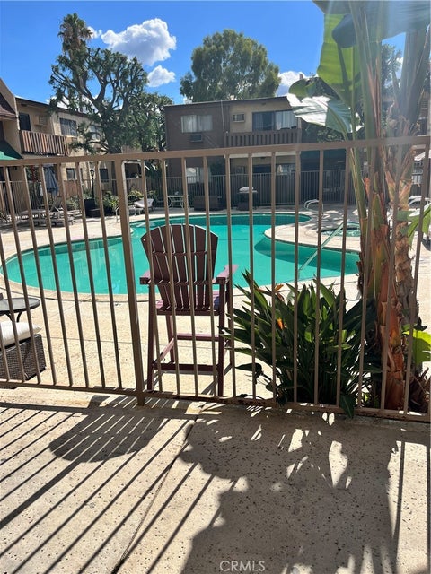Photo of 17900 Sherman Way, Reseda, CA 91335 (MLS # SR26231482)
