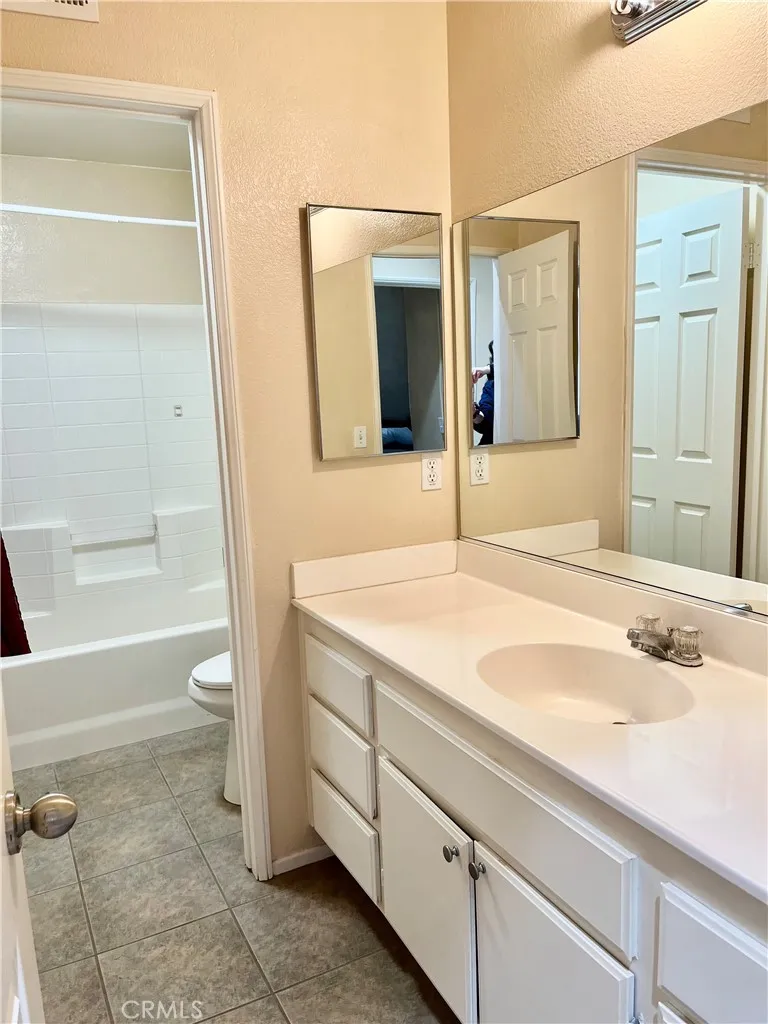 Menifee, California 92585, United States, 4 Bedrooms Bedrooms, ,3 BathroomsBathrooms,Residential,Active,201855