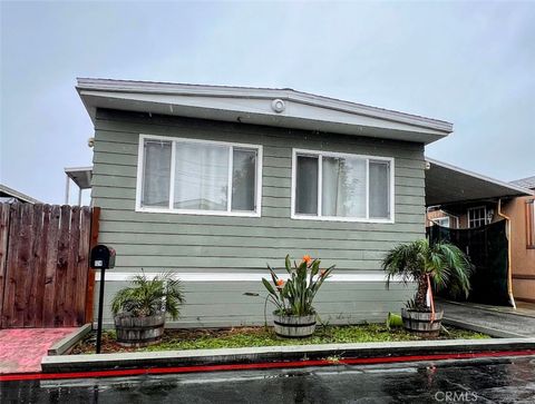 Photo of 16600 Orange Avenue #124, Paramount, CA 90723 (MLS # DW26037282)