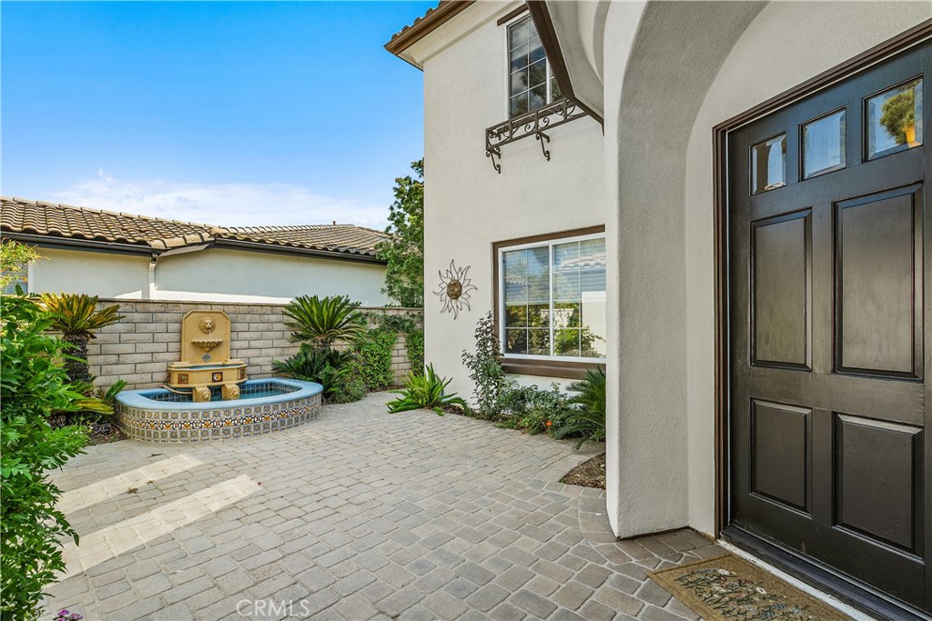22961 Banbury CT