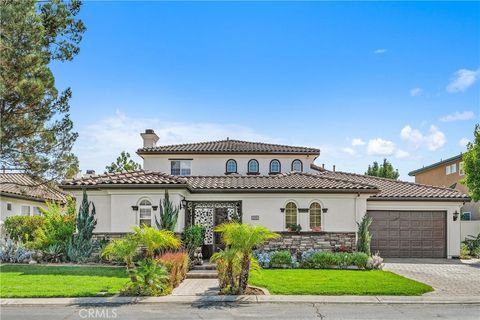 22961 Banbury CT Murrieta CA 92562