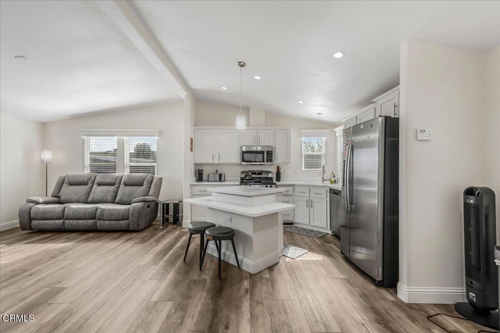 Mobile/Modular/Manufactured - Manufactured In Park