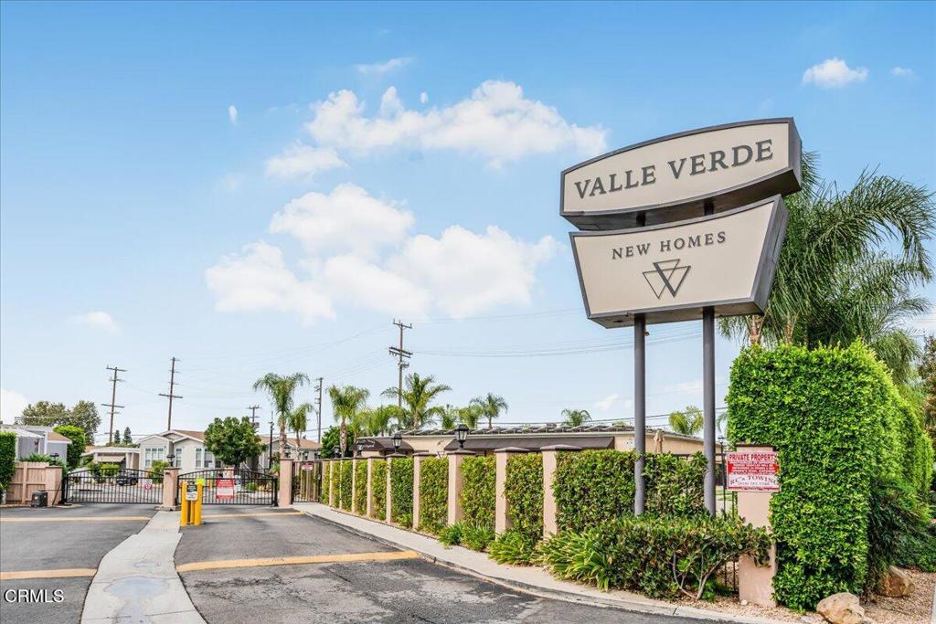 Mobile/Modular/Manufactured - Manufactured In Park