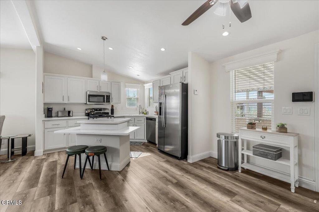 Mobile/Modular/Manufactured - Manufactured In Park