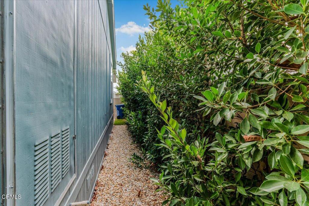 Mobile/Modular/Manufactured - Manufactured In Park