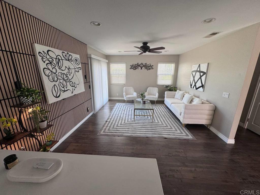 15832 Camino Crisalida