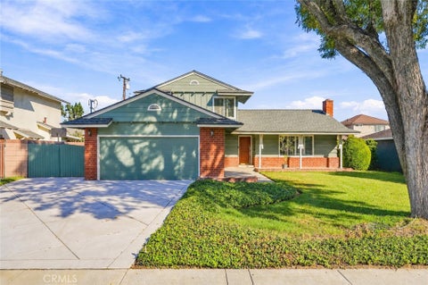 Photo of 12439 Catalpa Avenue, Chino, CA 91710 (MLS # CV26225417)