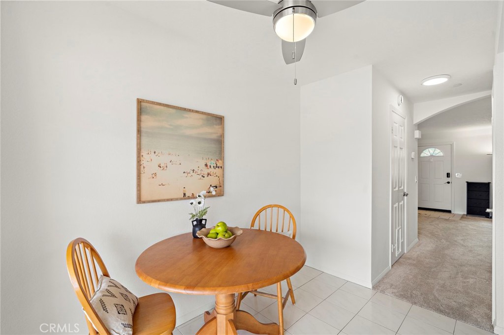 606 Lake Street 23