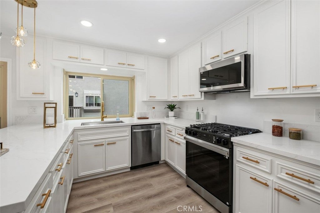 8 Summer Breeze, Irvine CA 92603 - Photo 20