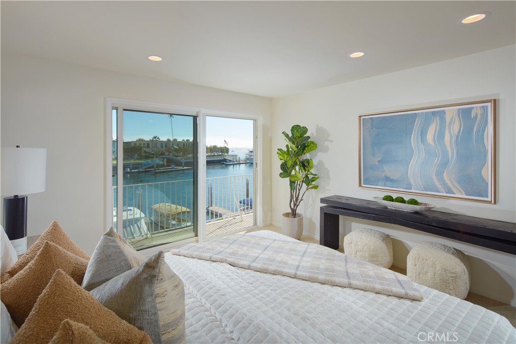 Linda Isle (LIND) - Residential