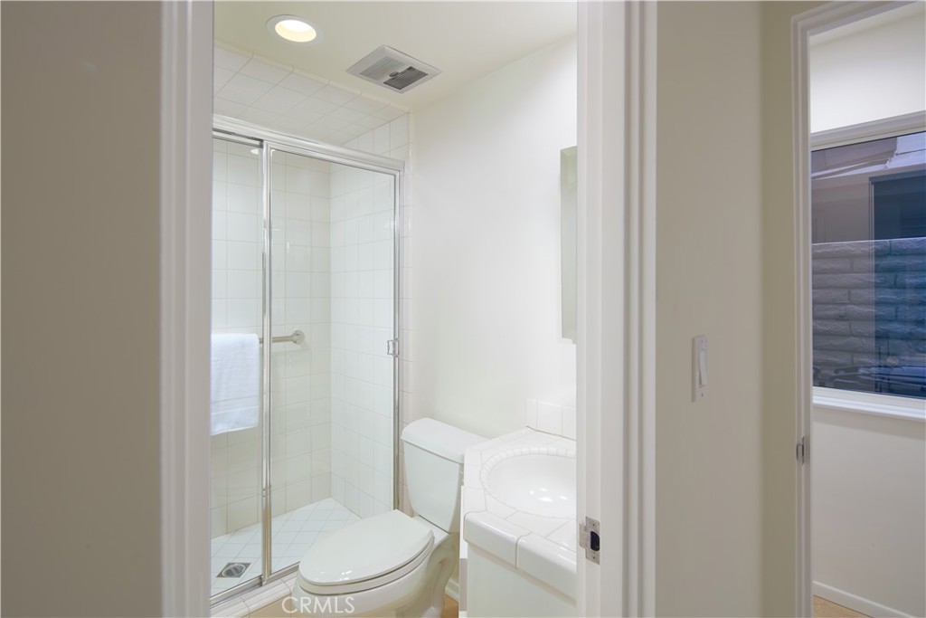 Linda Isle (LIND) - Residential