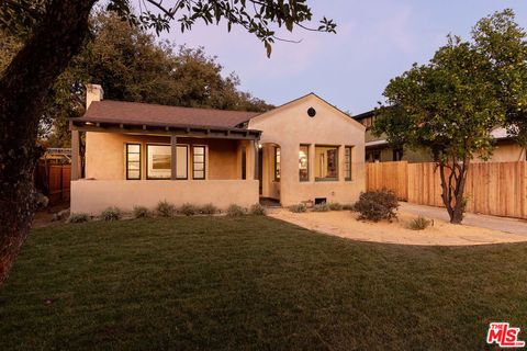 Photo of 585 Mountain View Street, Altadena, CA 91001 (MLS # 25626693)