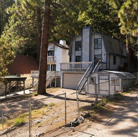 Photo of 2015 Mojave Scenic Dr, Wrightwood, CA 92397 (MLS # HD26082743)