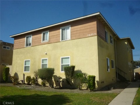 Photo of 16901 Crenshaw Boulevard #7, Torrance, CA 90504 (MLS # SB26220800)