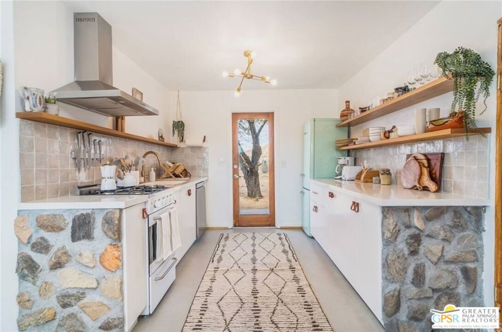 Homestead Valley - Residential