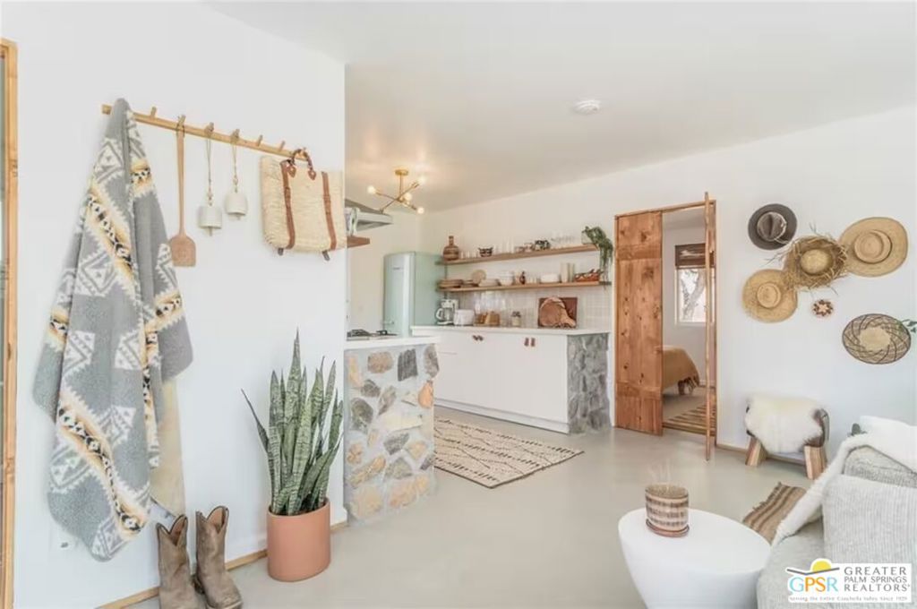 Homestead Valley - Residential