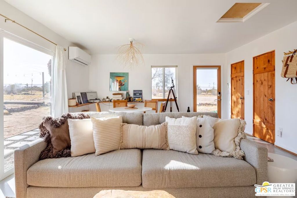 Homestead Valley - Residential