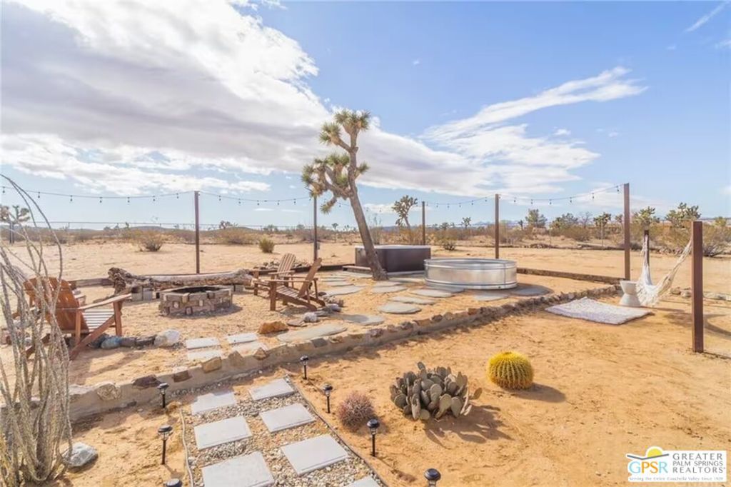 Homestead Valley - Residential
