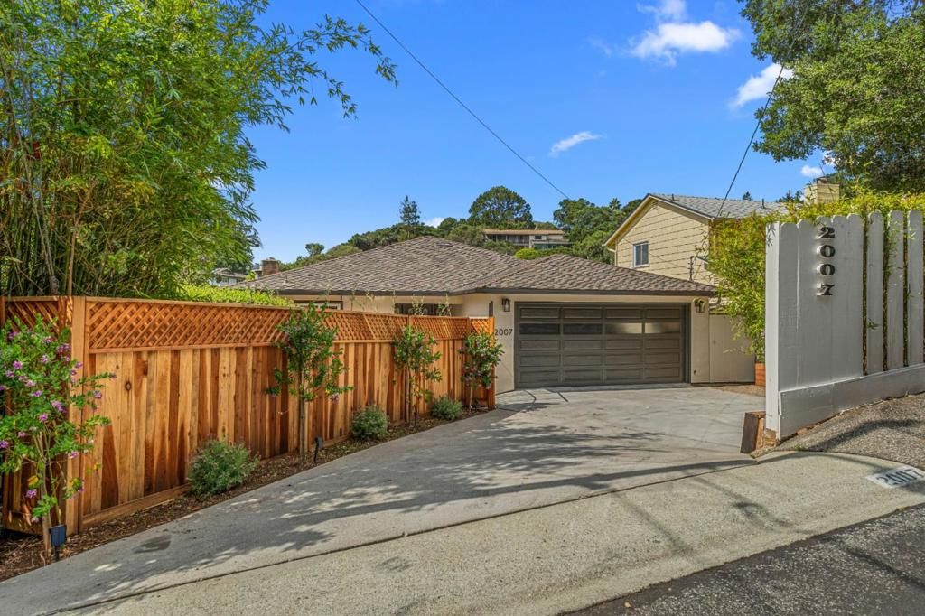 Photo of 2007 Arbor Avenue, Belmont, CA 94002 (MLS # ML82049137)