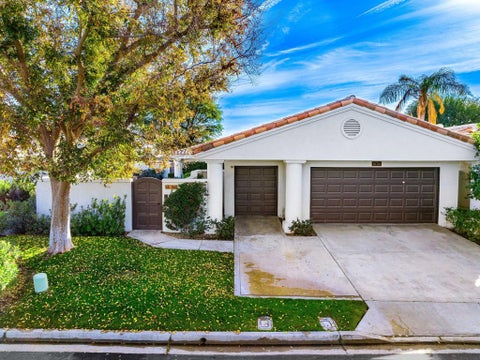 Tiny photo for 56266 Pebble Beach Bch, La Quinta, CA 92253 (MLS # 219154999DA)
