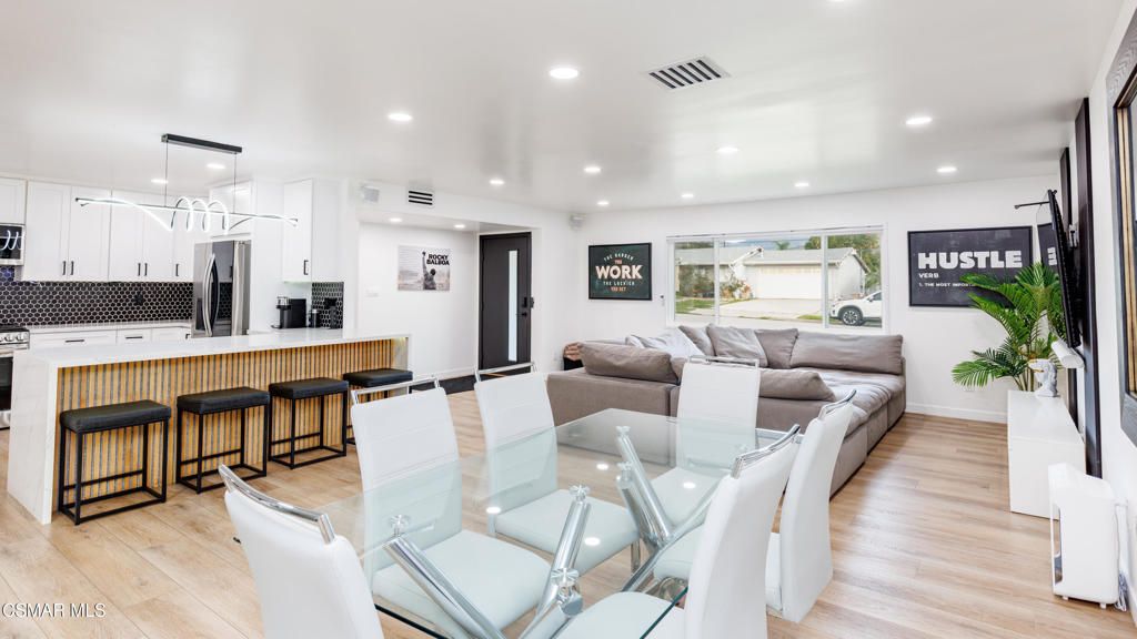 Photo of 3055 Amarillo Avenue, Simi Valley, CA 93063 (MLS # 226000301)