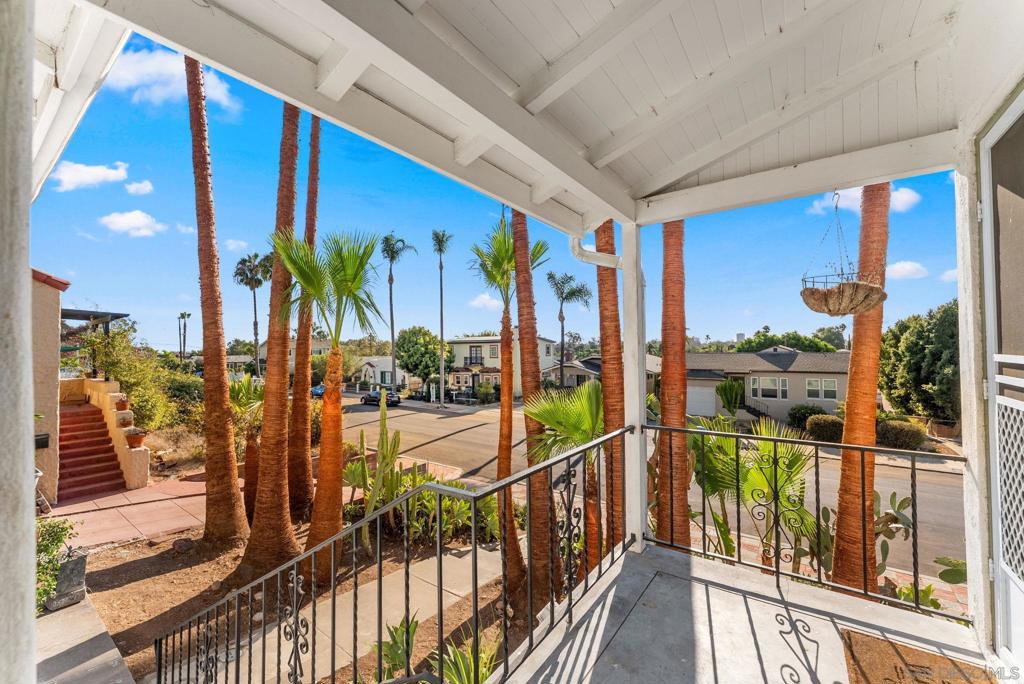 3545 Villa Terrace
