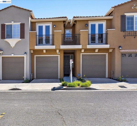 Photo of 352 Casselino Dr DR, San Jose, CA 95136 (MLS # 41138010)