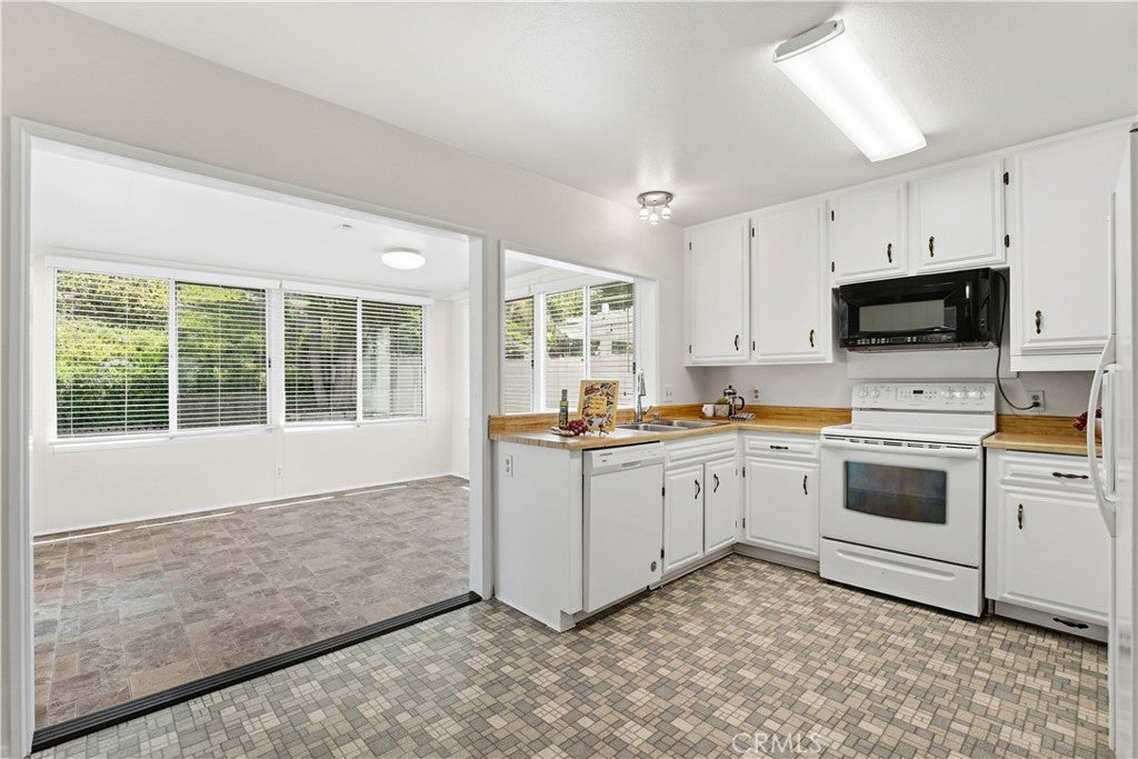 22692 Via Santa Maria, Mission Viejo CA 92691 - Photo 13