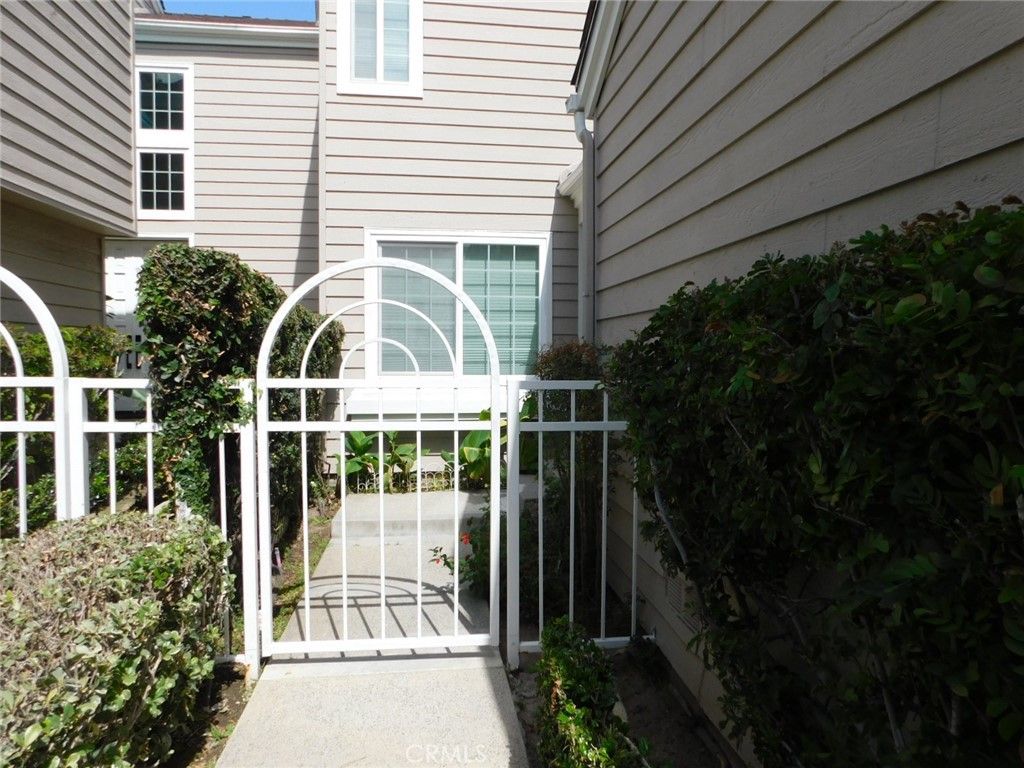 Photo of 5 Lakefront, Irvine, CA 92604 (MLS # PW26094022)