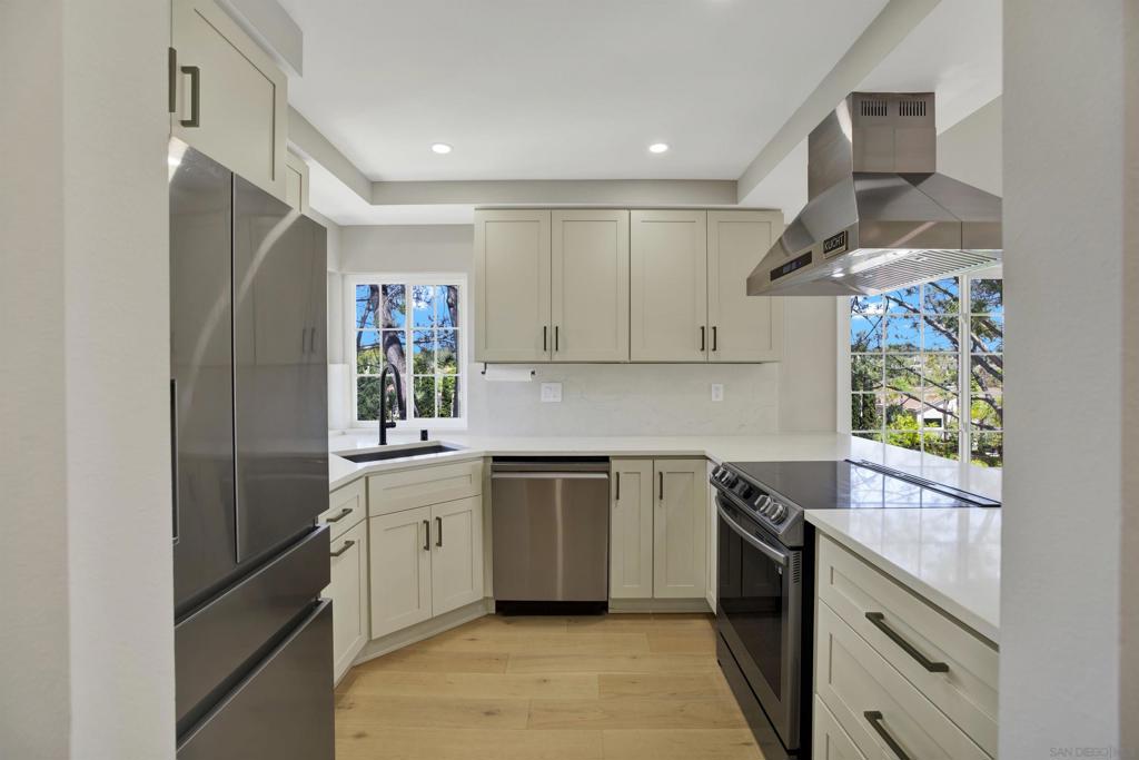 13427 Tiverton Road