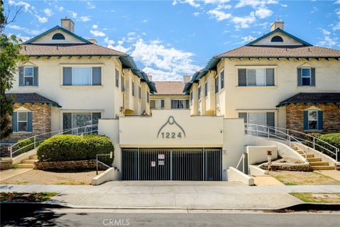 Photo of 1224 Stanley Avenue #4, Glendale, CA 91206 (MLS # GD26190473)