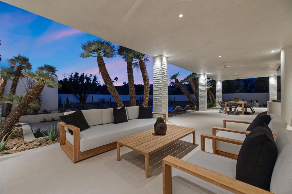 71000 Tamarisk Lane