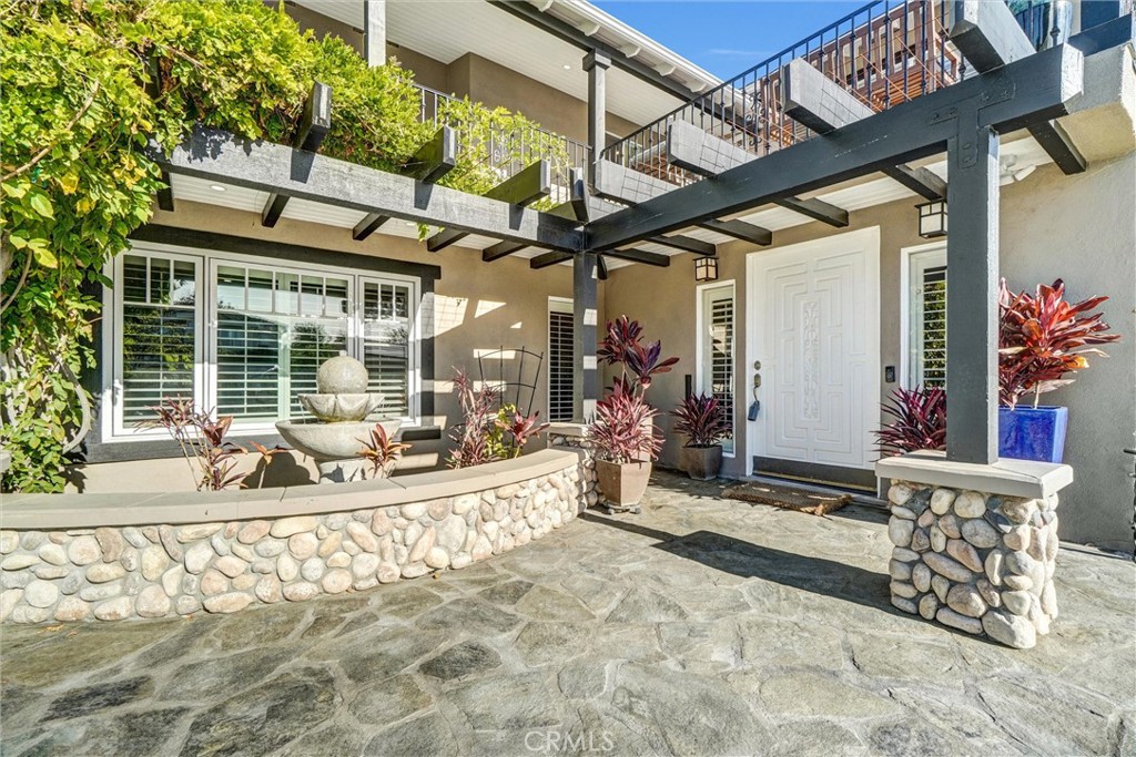 4121 Country Club Drive