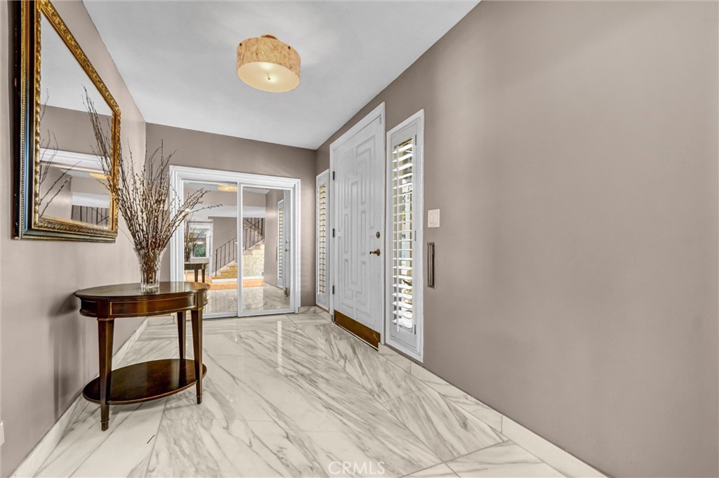 4121 Country Club Drive