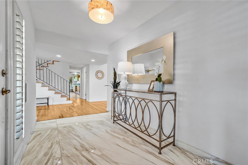 4121 Country Club Drive