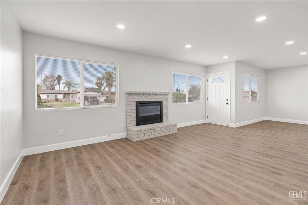 3701 Wenatchee Avenue