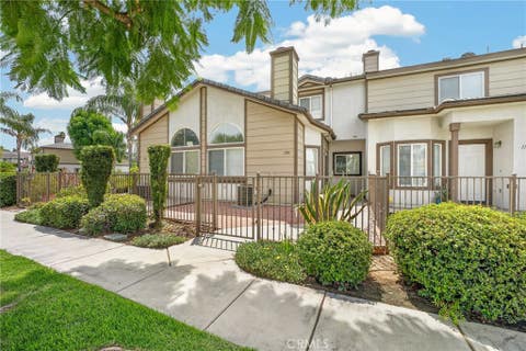 Photo of 1555 Orange Ave #1106 AVE, Redlands, CA 92373 (MLS # IG26179522)