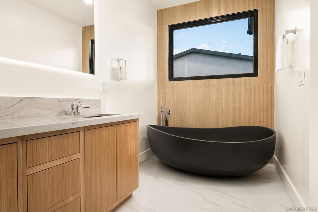 Bay Park - Residential