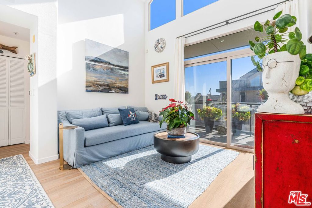 Photo of 13044 Pacific Promenade #424, Playa Vista, CA 90094 (MLS # 26986183)