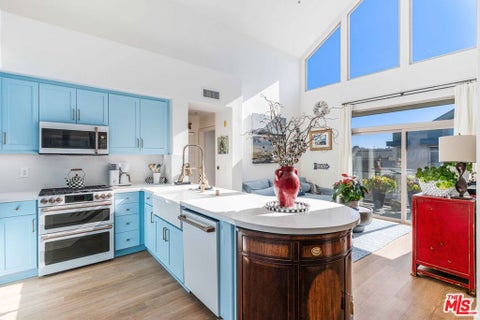 Photo of 13044 Pacific Promenade #424, Playa Vista, CA 90094 (MLS # 26986183)