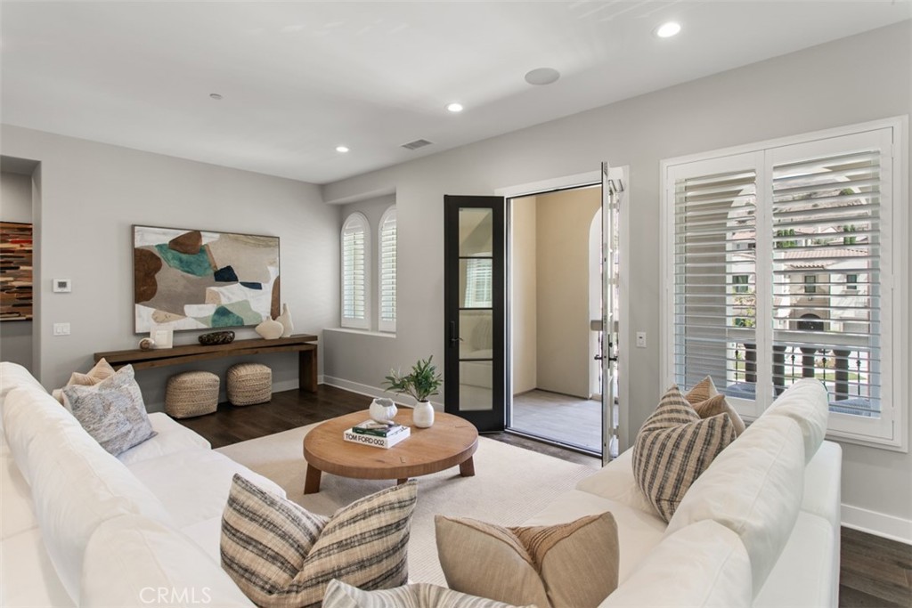 Bella Vista - Residential