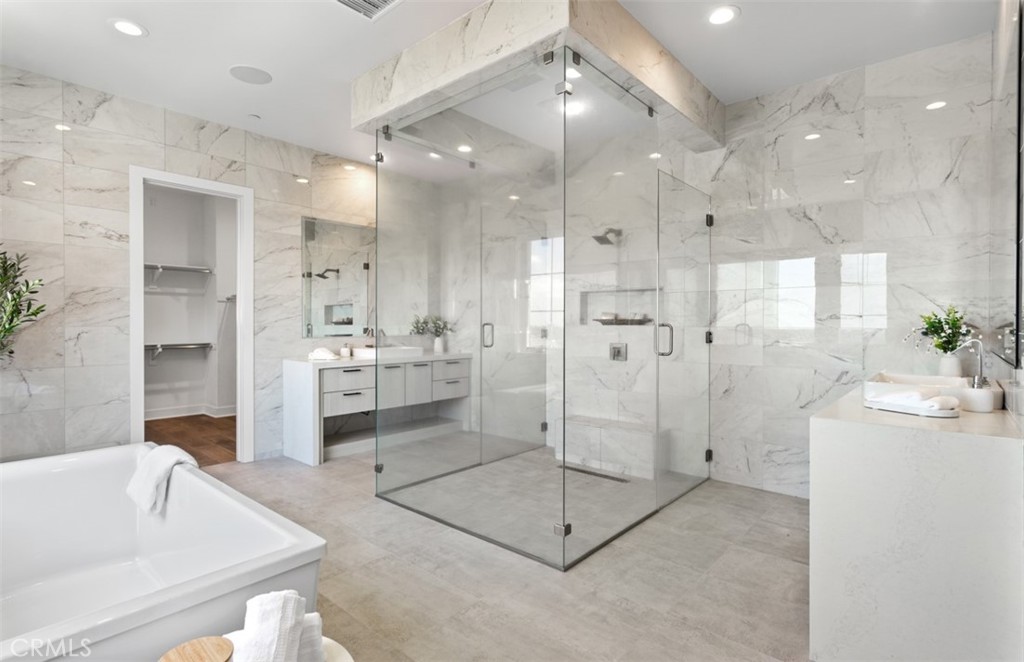 Bella Vista - Residential