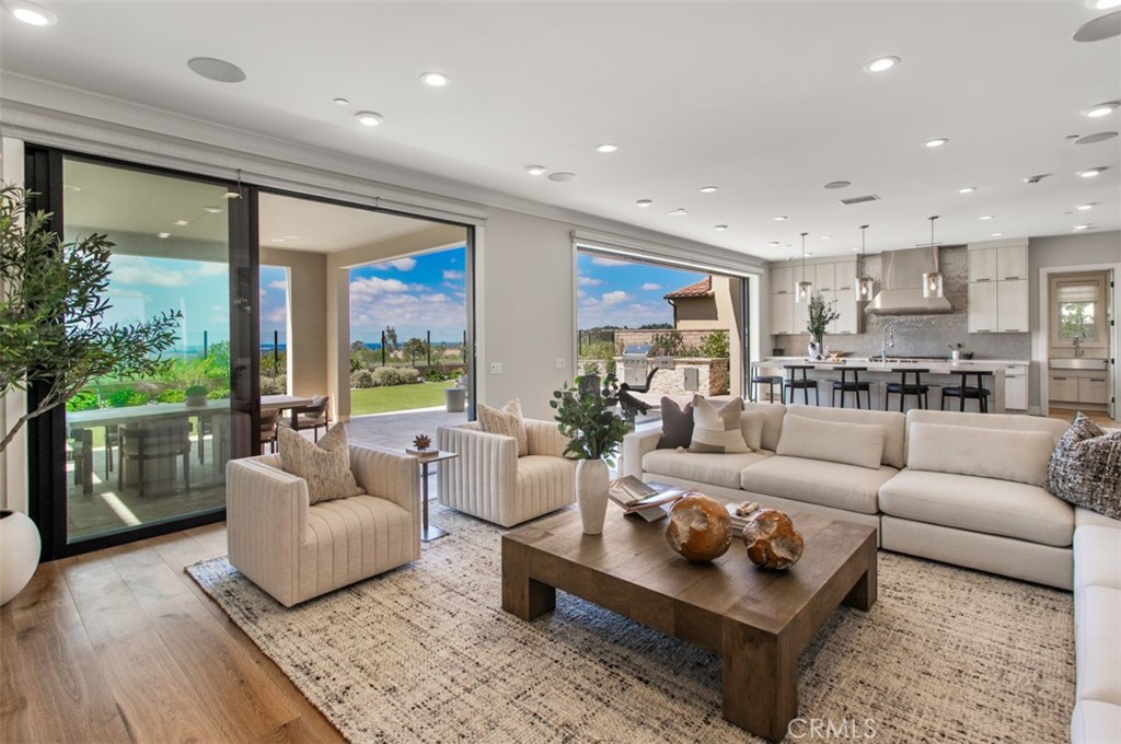 Bella Vista - Residential