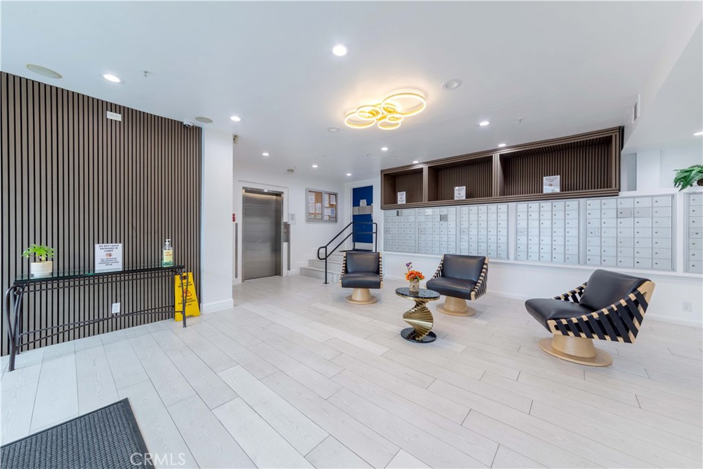 10982 Roebling Avenue 367