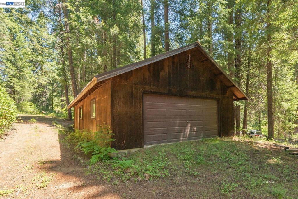 11221 Corral Bottom Rd